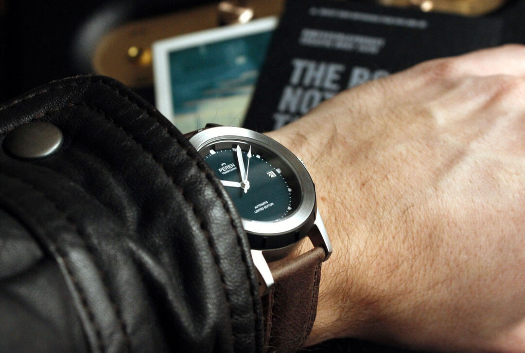 Peren Nera, la montre néo-vintage