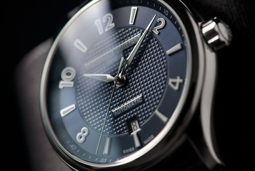 Frédérique Constant et sa série limitée célébrant les bateaux Riva