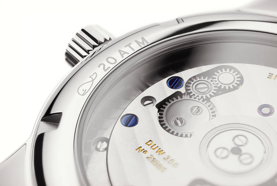 nomos aqua club