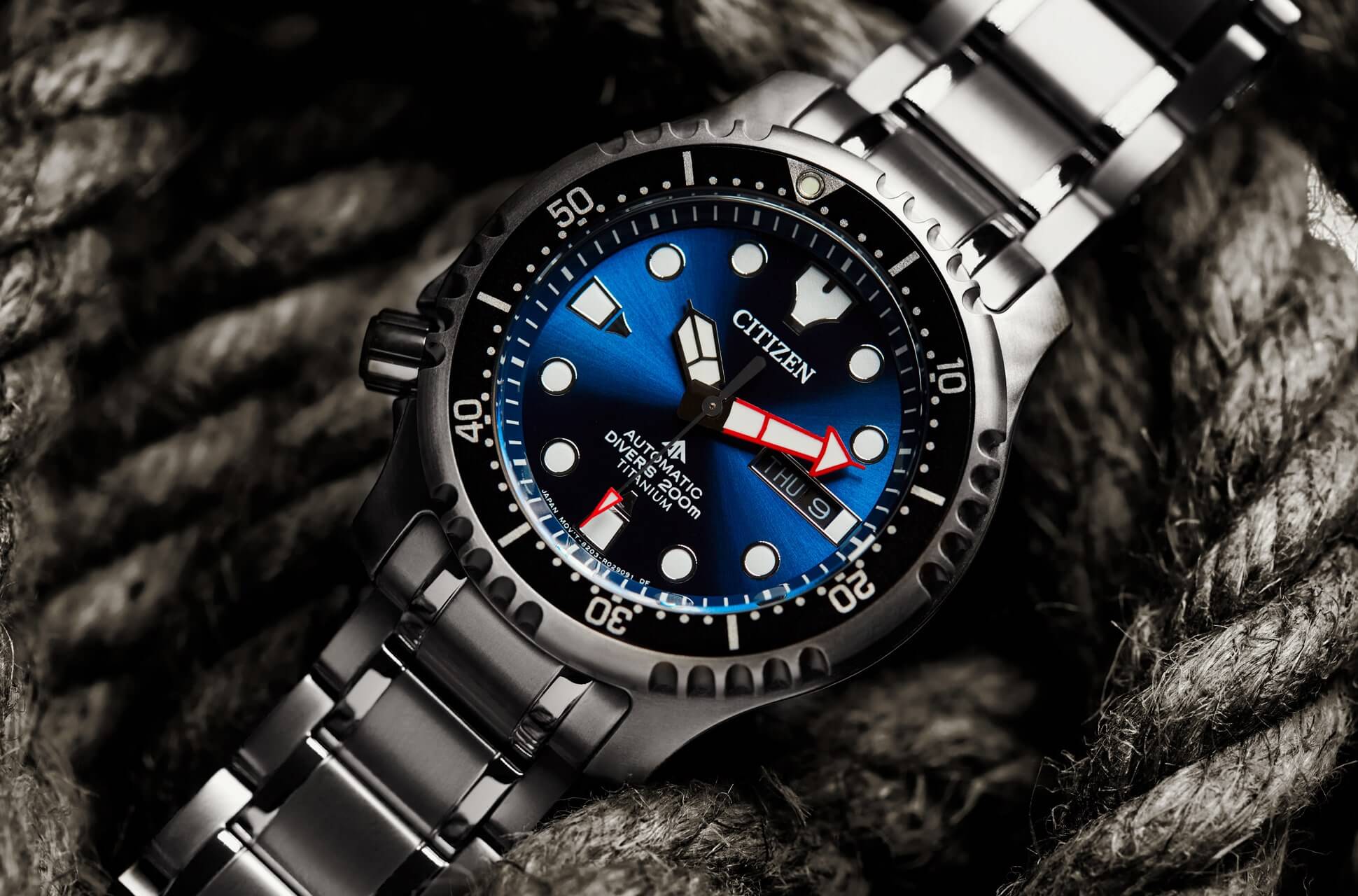 Citizen fête les 50 ans de son Super Titanium™