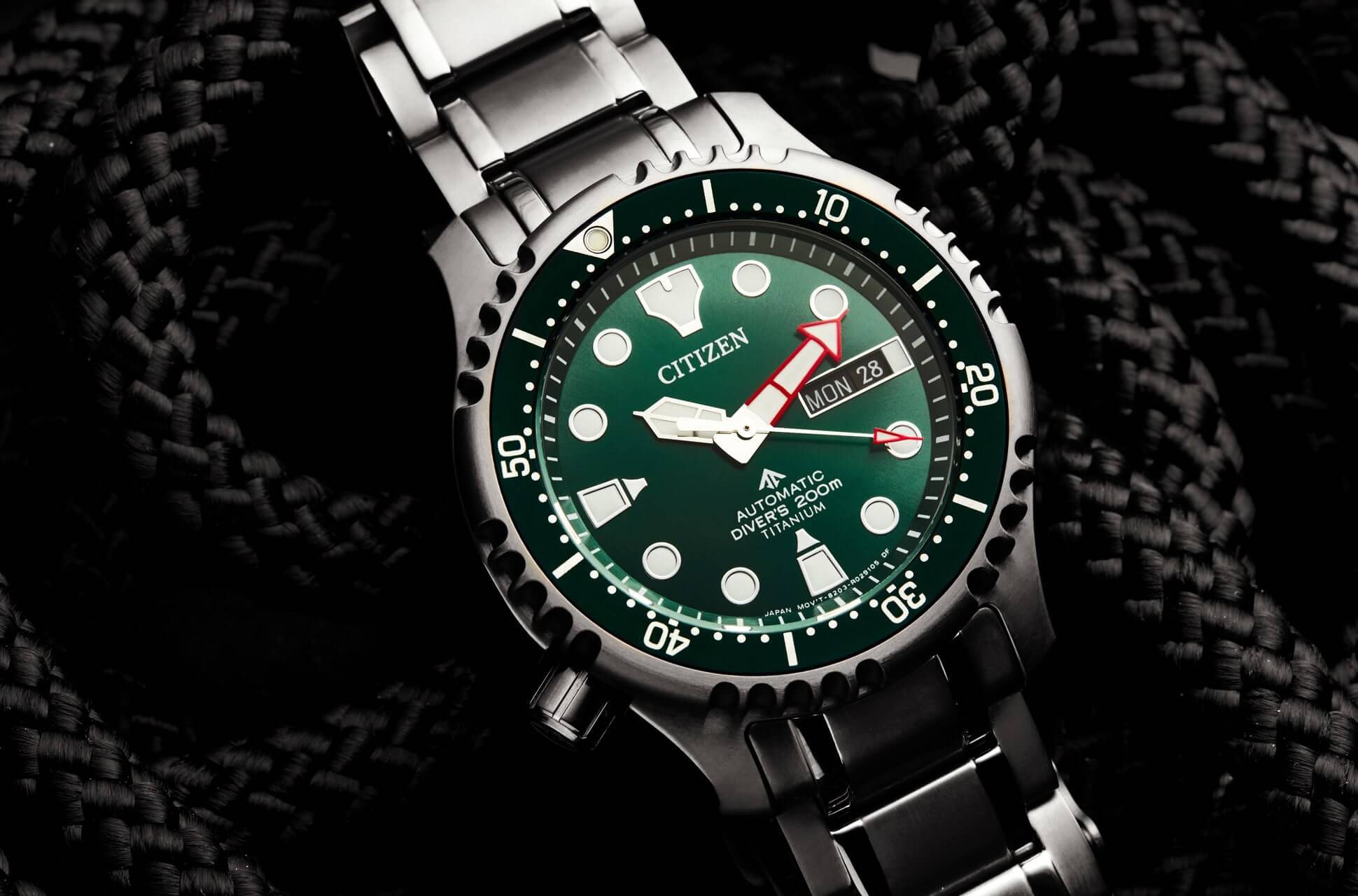 Citizen fête les 50 ans de son Super Titanium™