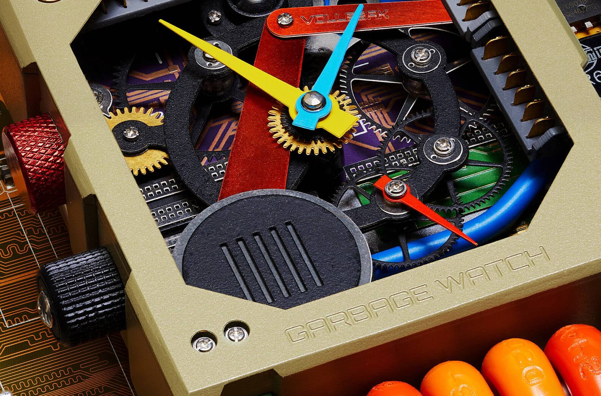 Vollebak Garbage Watch