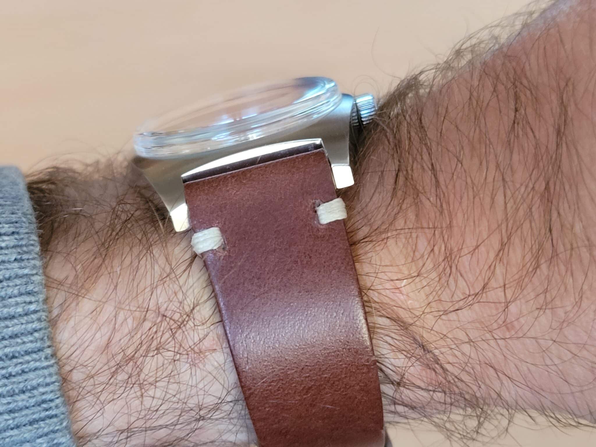 yema wristmaster adventurer 8