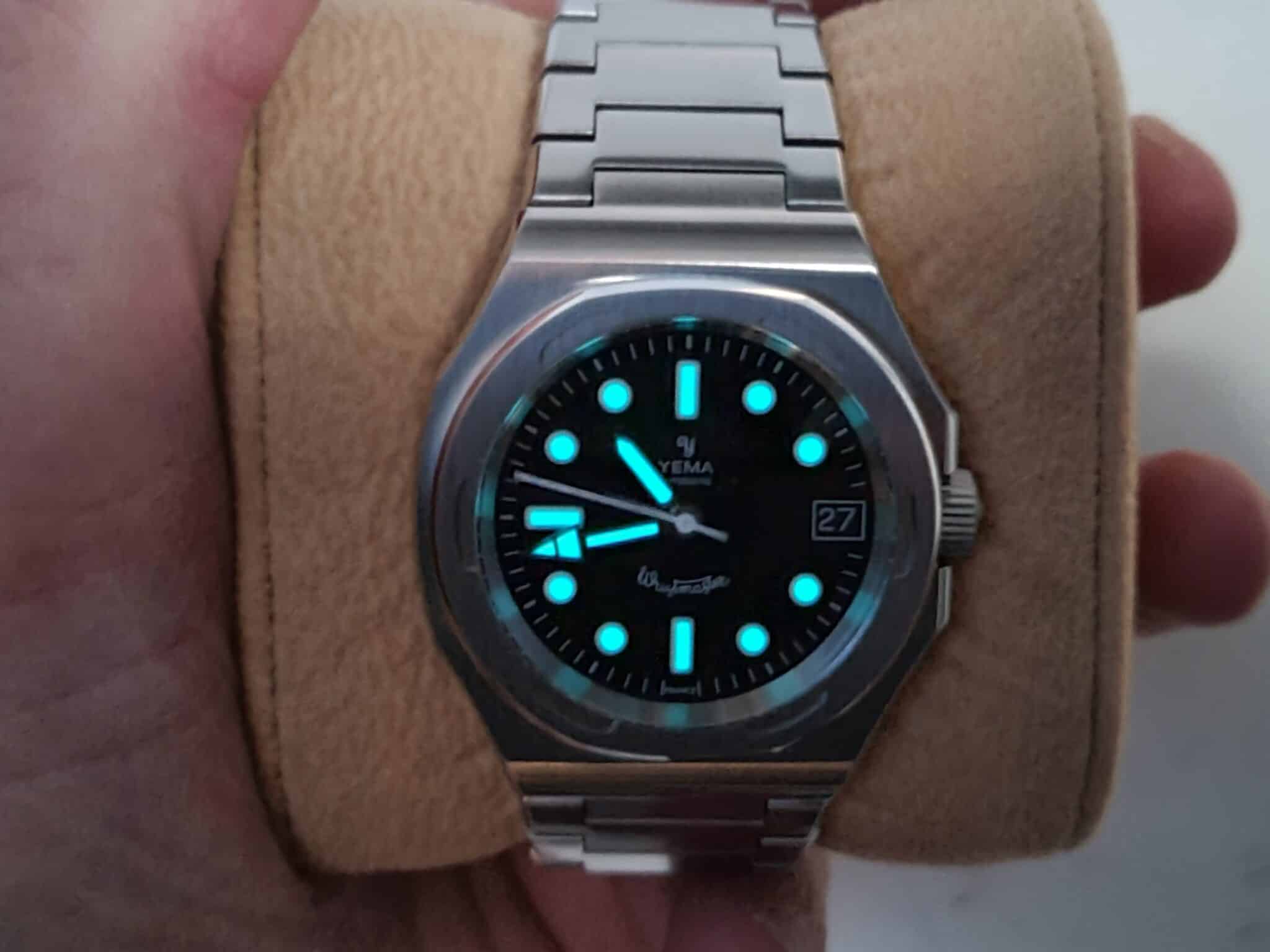 yema wristmaster traveller 10