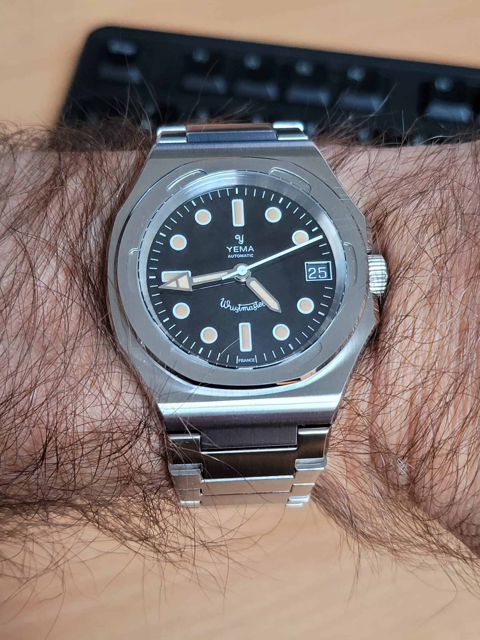 yema wristmaster traveller 2