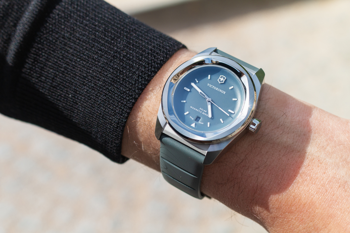 victorinox concept one details cadran et aiguilles