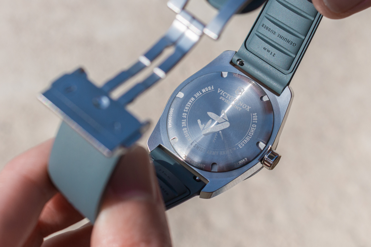 victorinox concept one gravure fond de boite