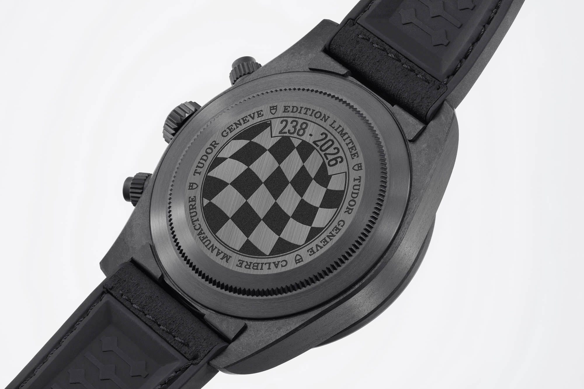 tudor black bay chrono carbon 26 11