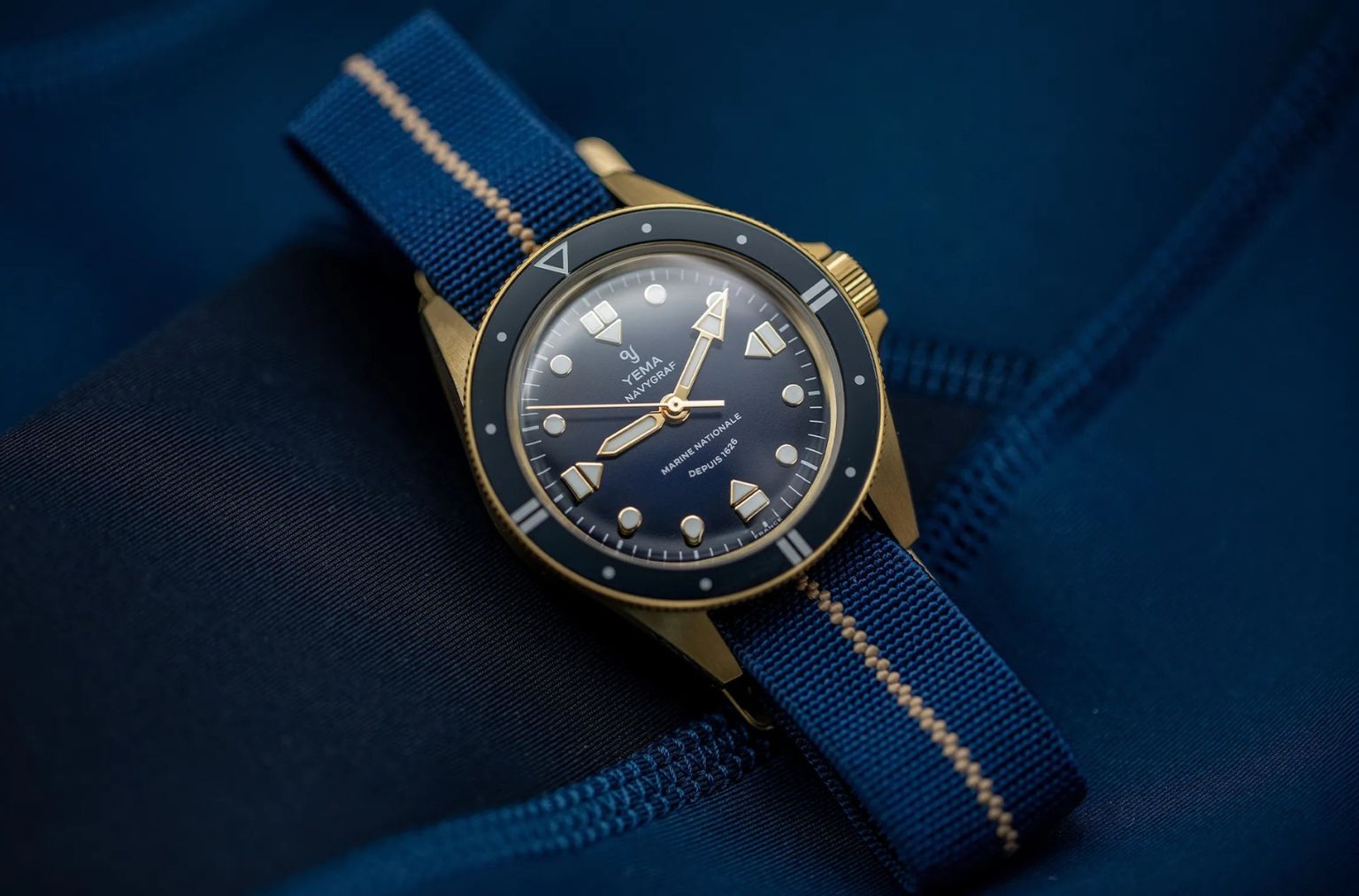presentation montres yema navygraf 400 eme anniversaire marine nationale francaise
